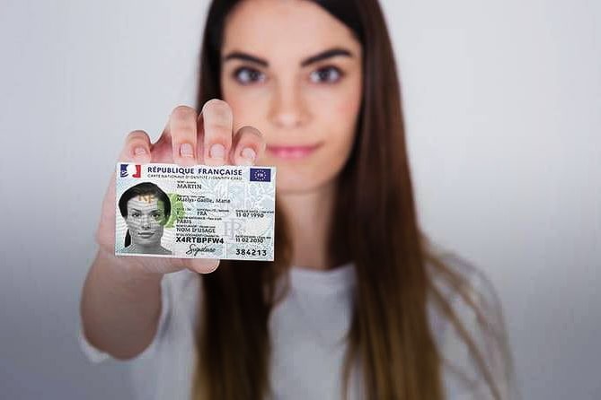 Photo d'identité près de Montpellier réalisée en studio - photographe professionnel